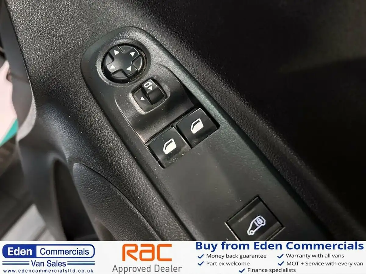 2021-citroen-berlingo-15bluehdi-1000-enterprise-100pseu6dt-e-ss-panel-big-16