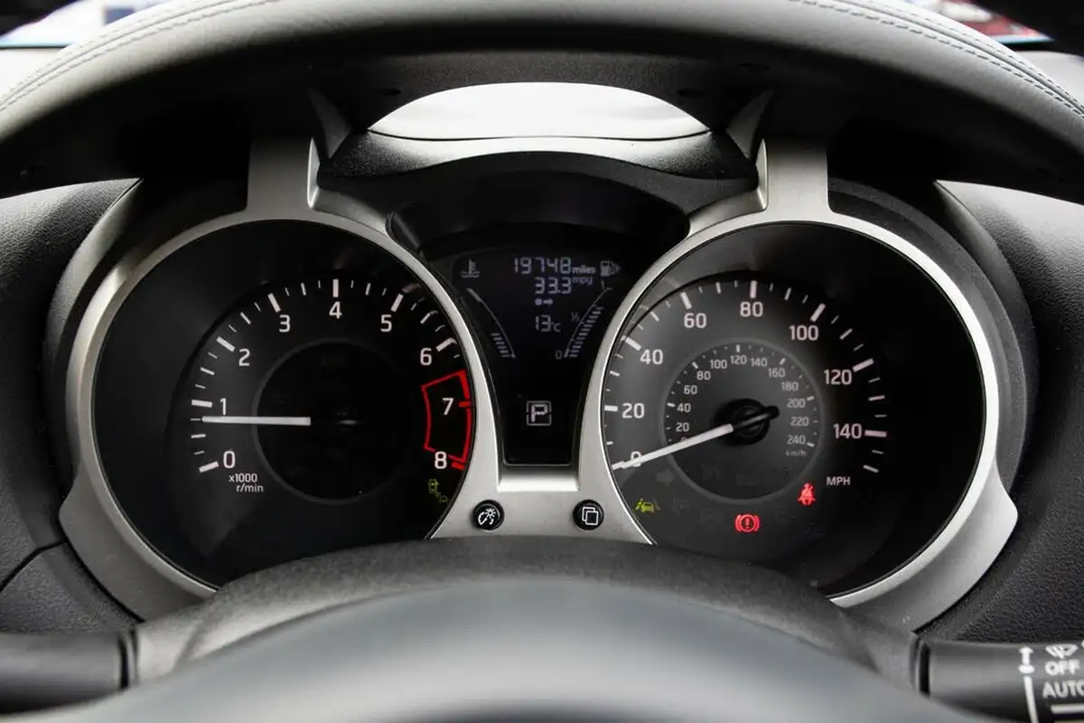 2019-nissan-juke-16-tekna-112ps-xtronic-cvt-big-11