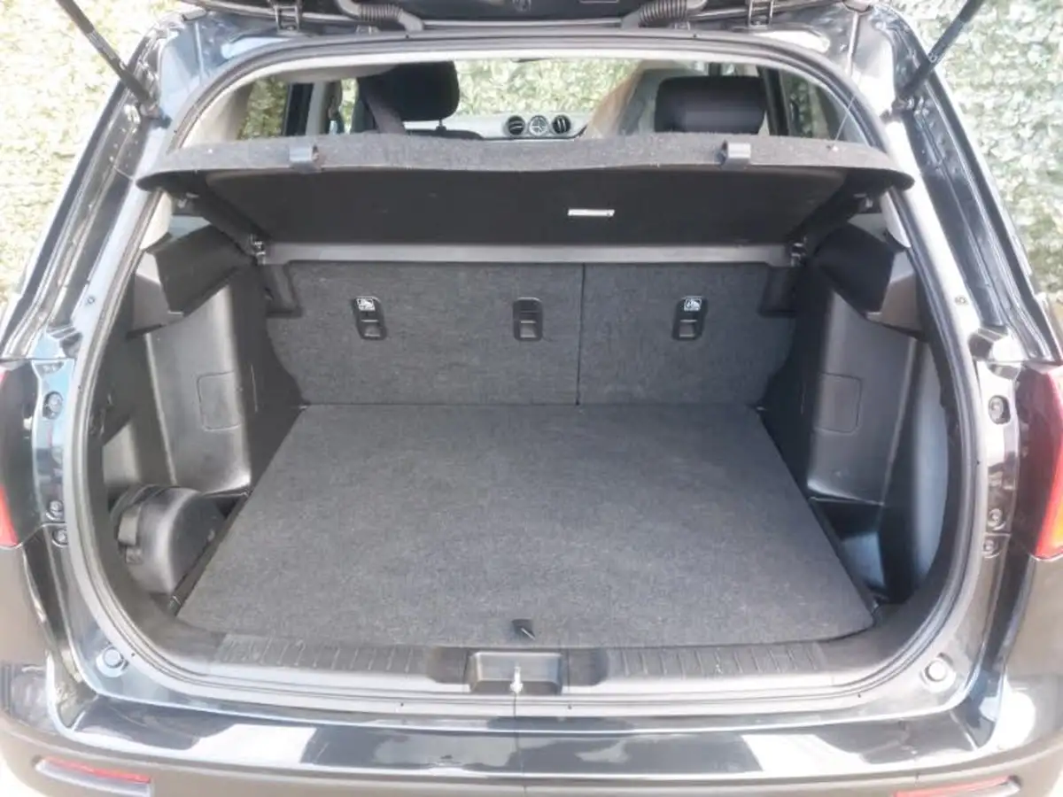 2018-suzuki-vitara-16-kuro-big-7