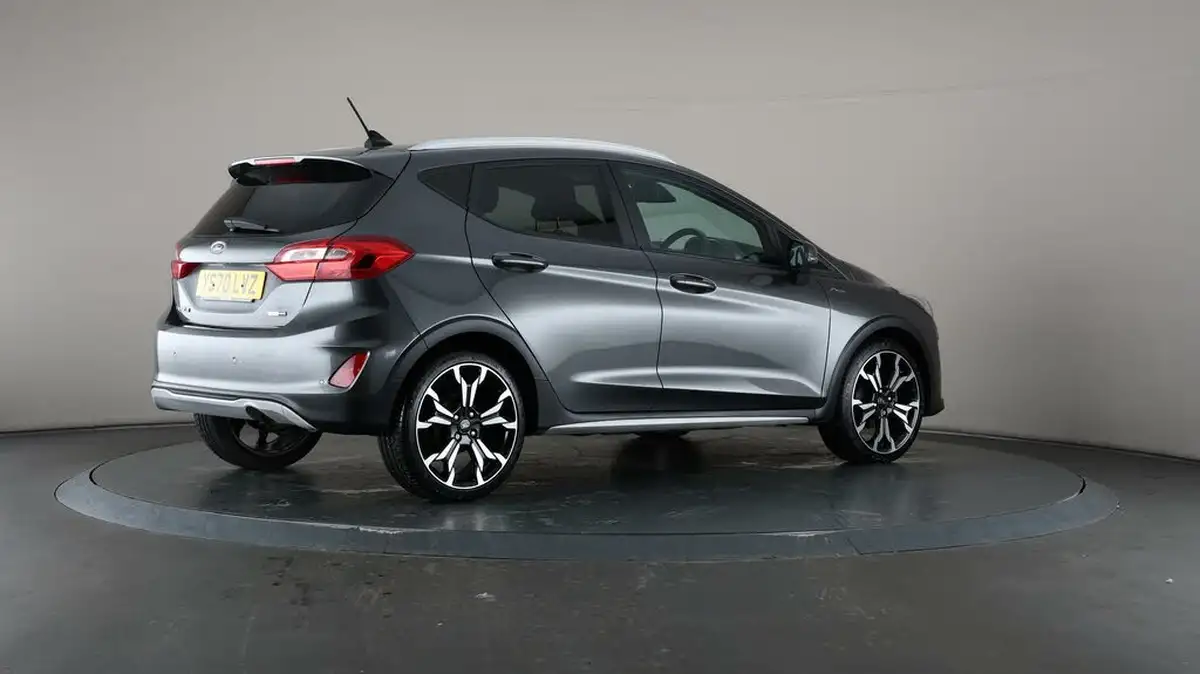 2020-ford-fiesta-big-7