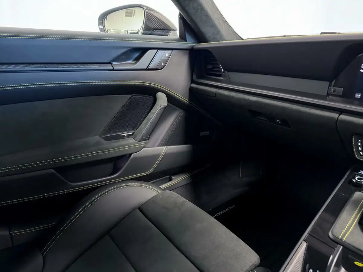 2022-porsche-911-40-gt3-rwd-pdk-big-37