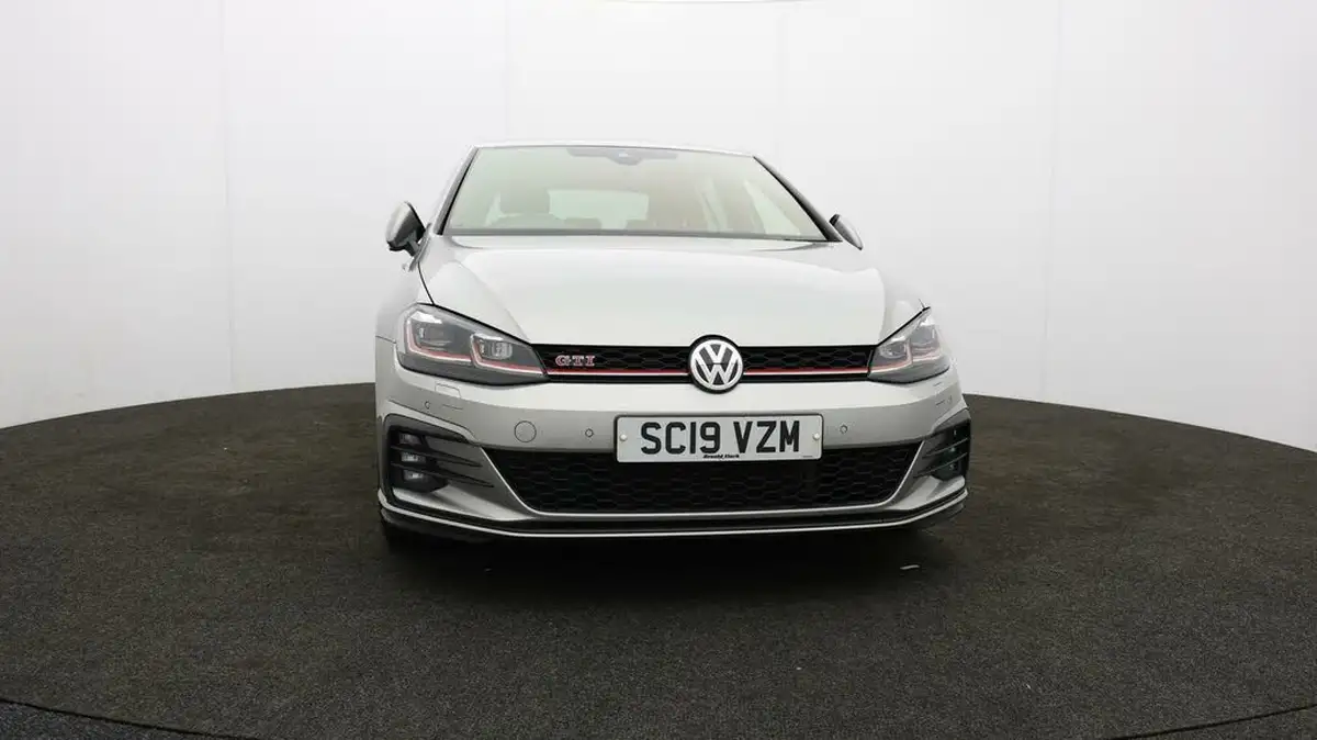 2019-volkswagen-golf-20-tsi-gti-performance-5d-big-45