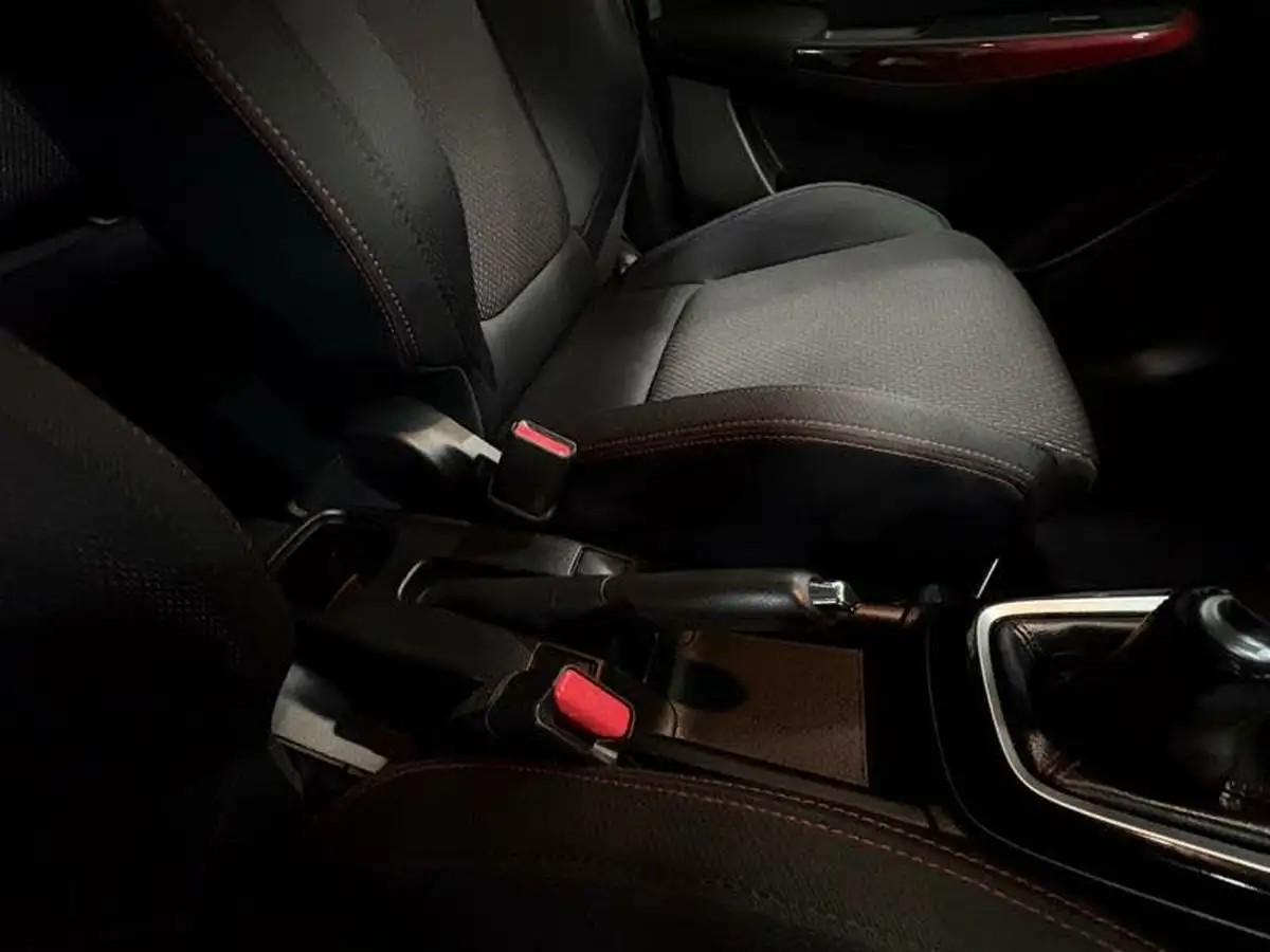 2018-suzuki-swift-14-boosterjet-sport-big-30