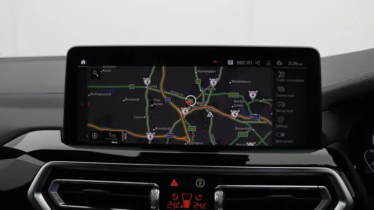 2022-bmw-ix3-e-m-sport-big-10