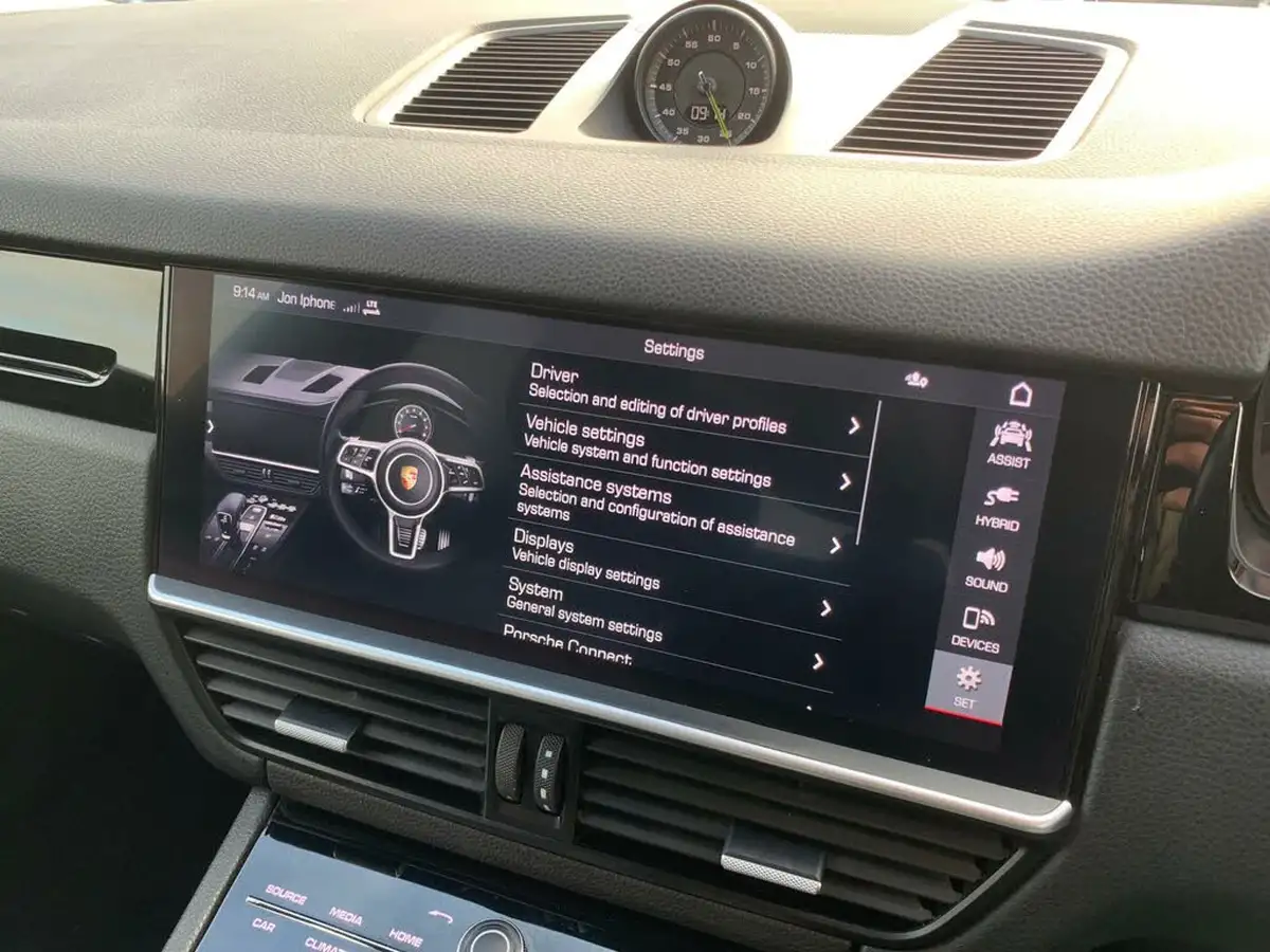 2019-porsche-cayenne-30-v6-e-hybrid-e-hybrid-station-wagon-big-25