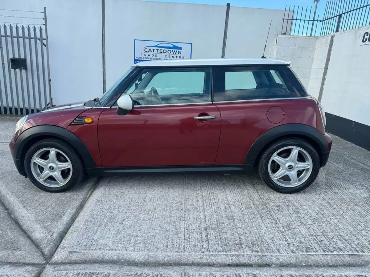 2008-mini-cooper-16-cooper-120bhp-hatchback-3d-big-1