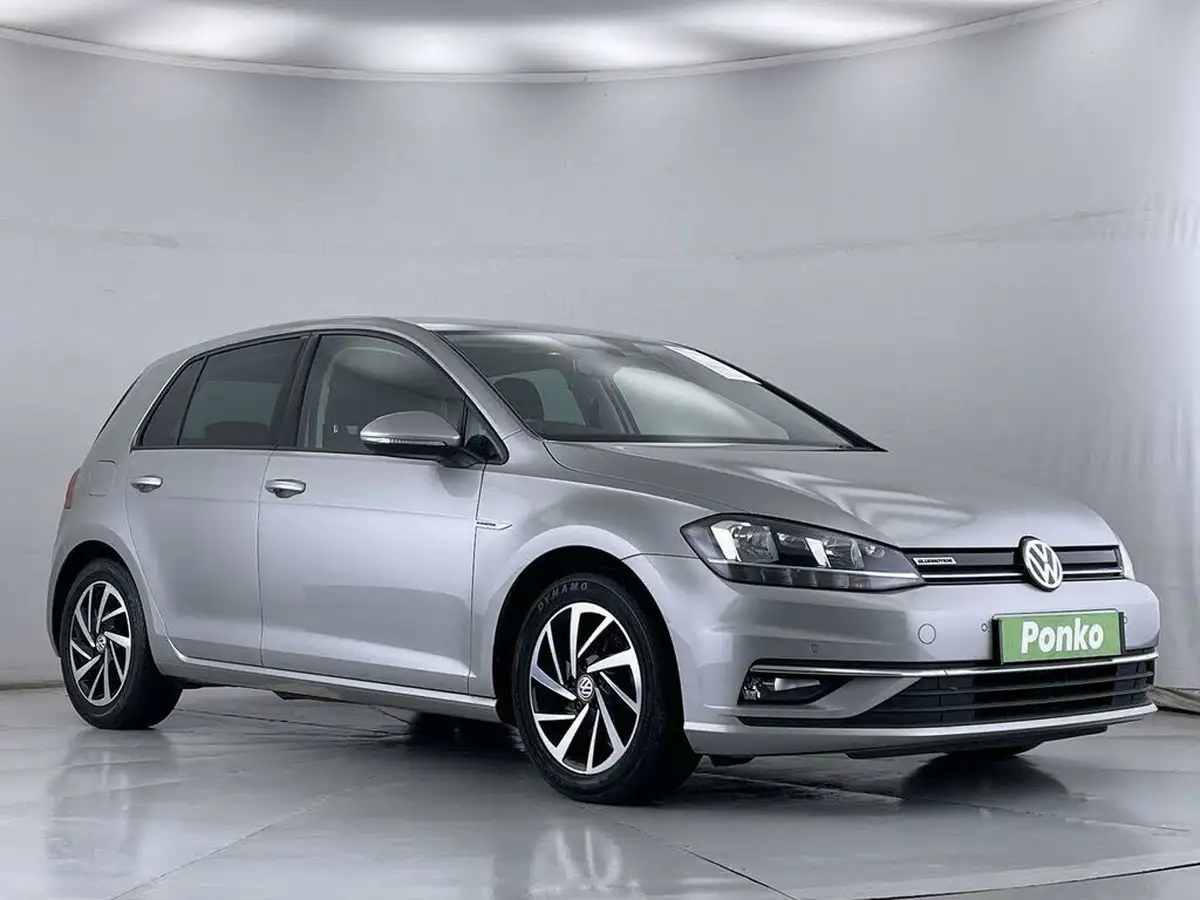 2019-volkswagen-golf-15-tsi-match-130ps-hatchback-5d-big-0