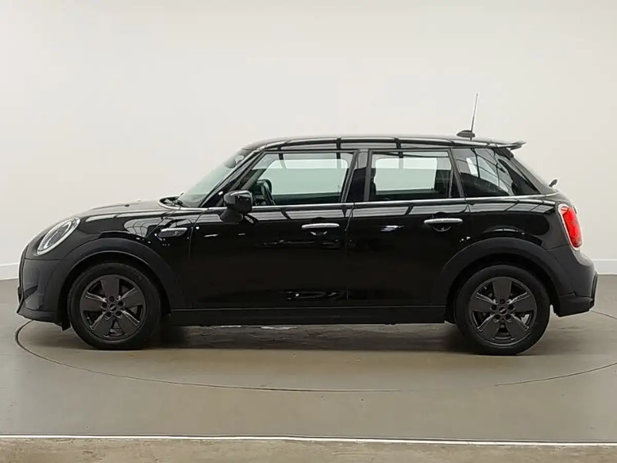2021-mini-cooper-20-cooper-s-classic-hatchback-5d-auto-big-3