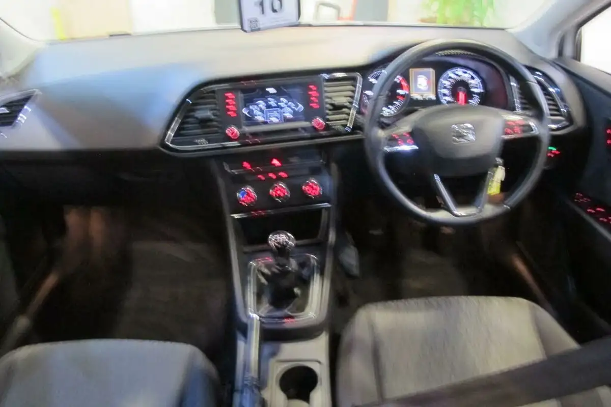 2015-seat-leon-16tdi-se-tech-pack-110ps-hatchback-5d-big-36