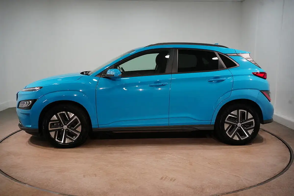 2022-hyundai-kona-e-premium-204ps-64kwh-7kw-obc-big-5