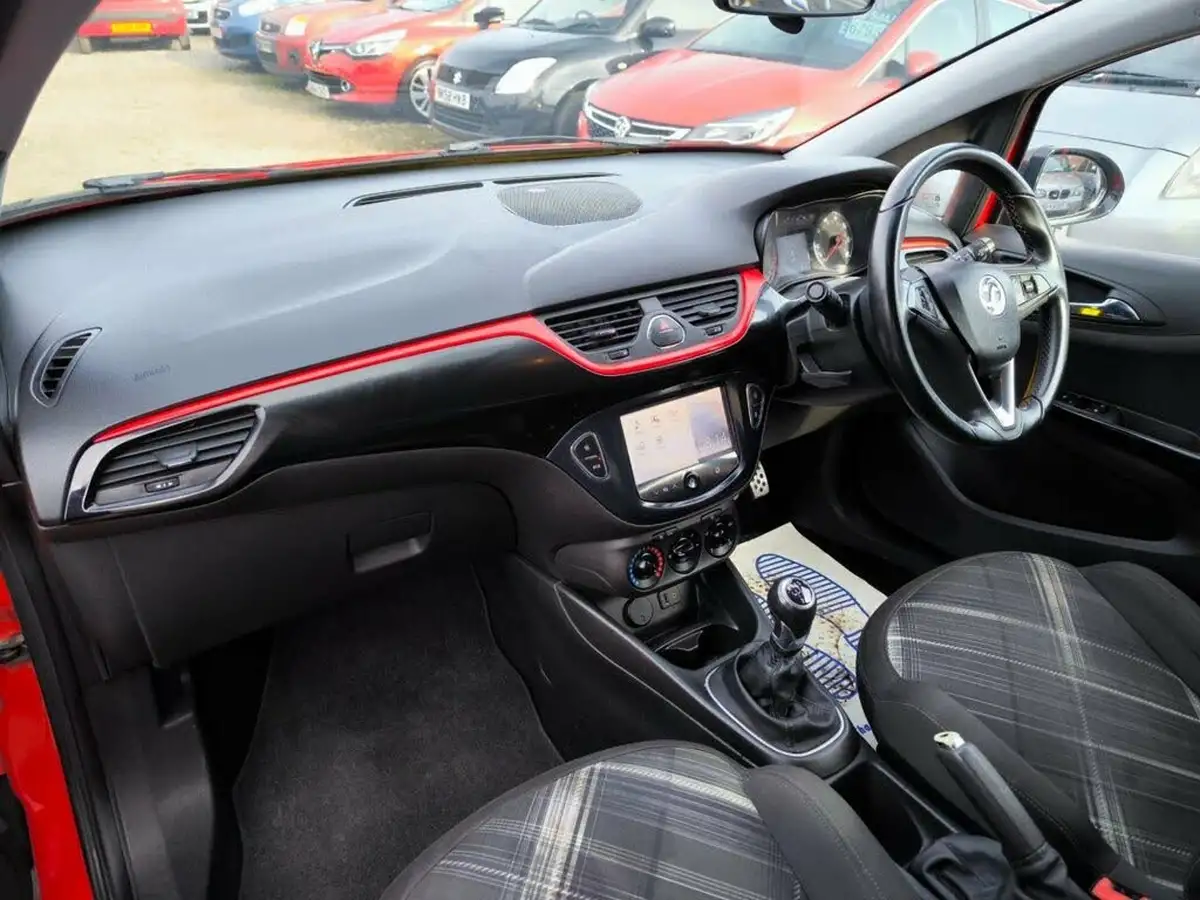 2015-vauxhall-corsa-10-limited-edition-ss-3d-big-13