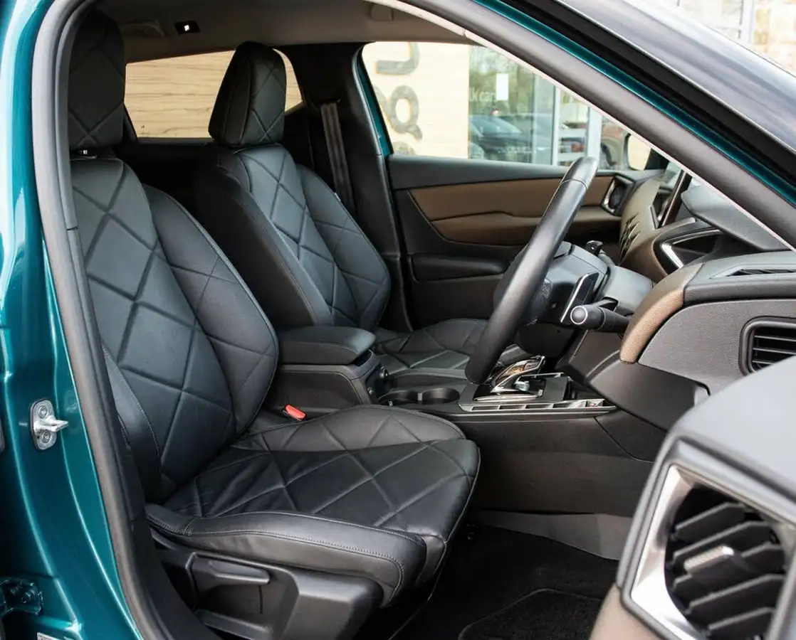 2020-ds-ds-7-crossback-12-puretech-prestige-eat8-big-29