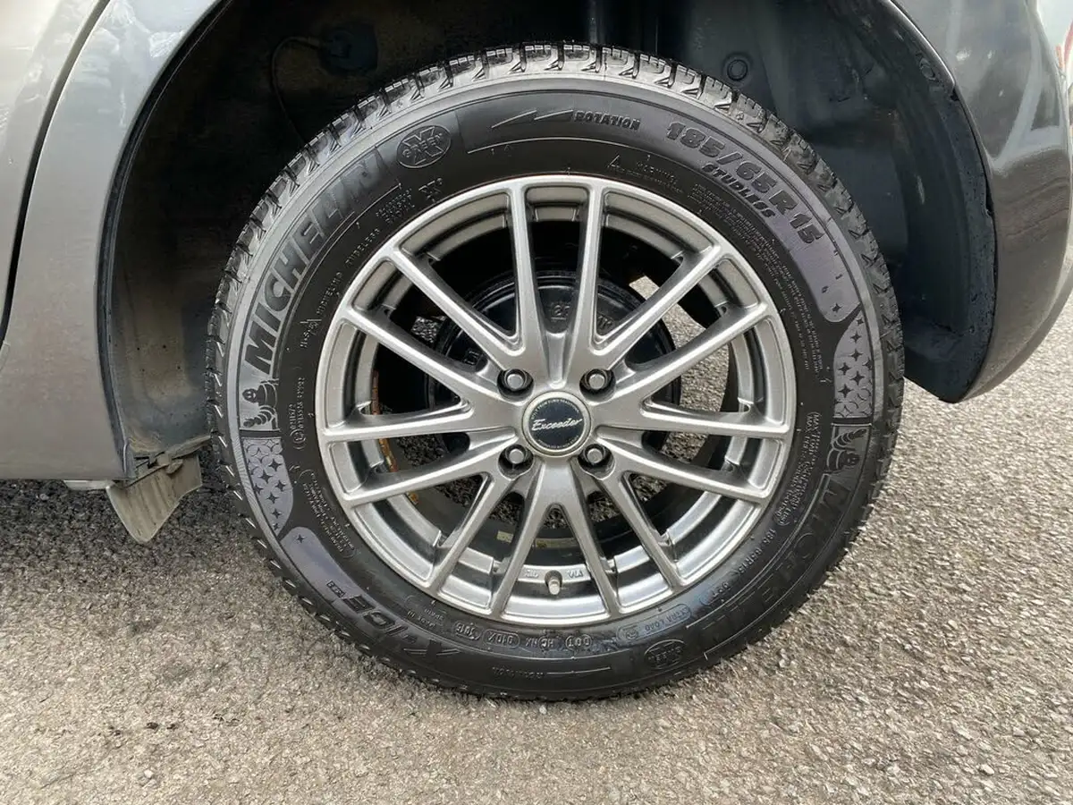 2019-mazda-mazda2-big-74