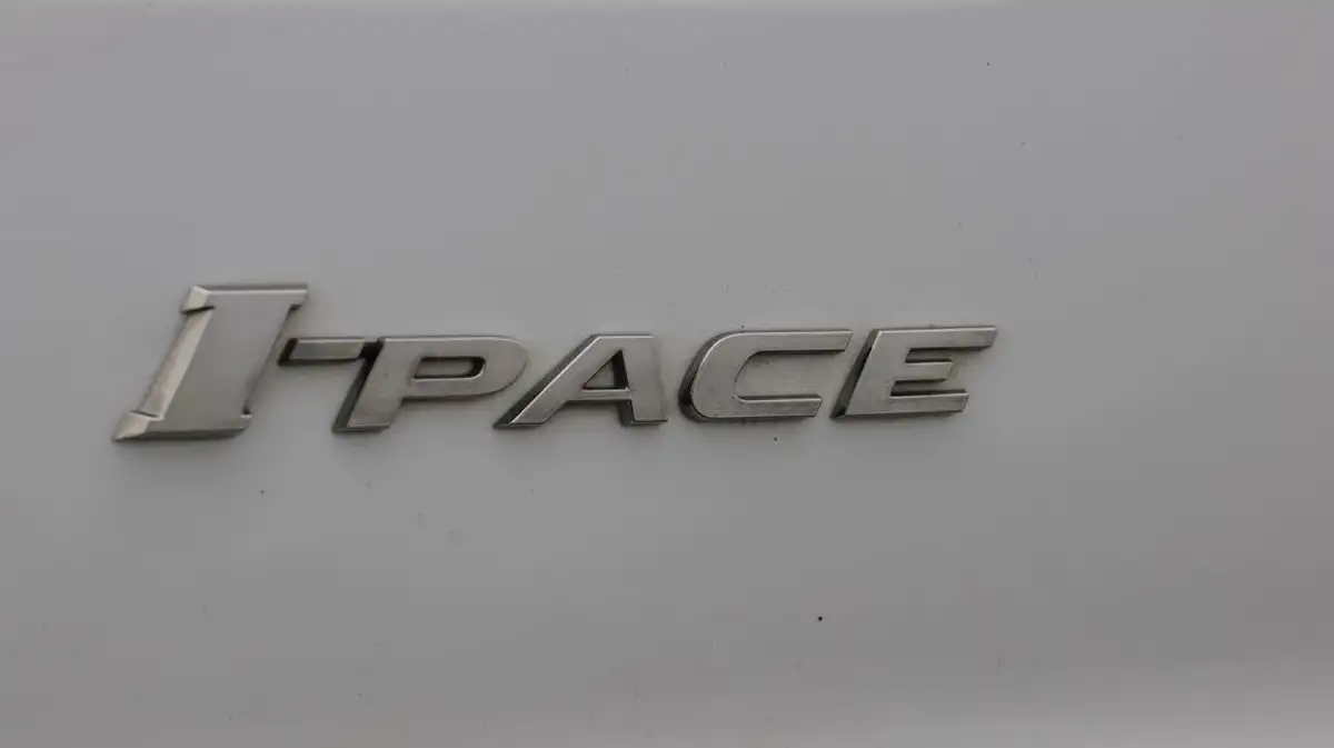 2021-jaguar-i-pace-ev400-s-big-22