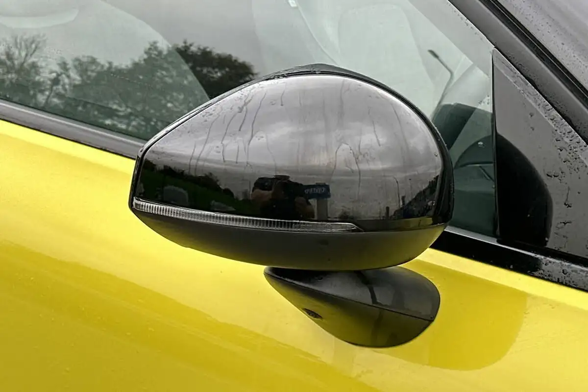 2024-volvo-ex30-e-twin-ultra-big-18