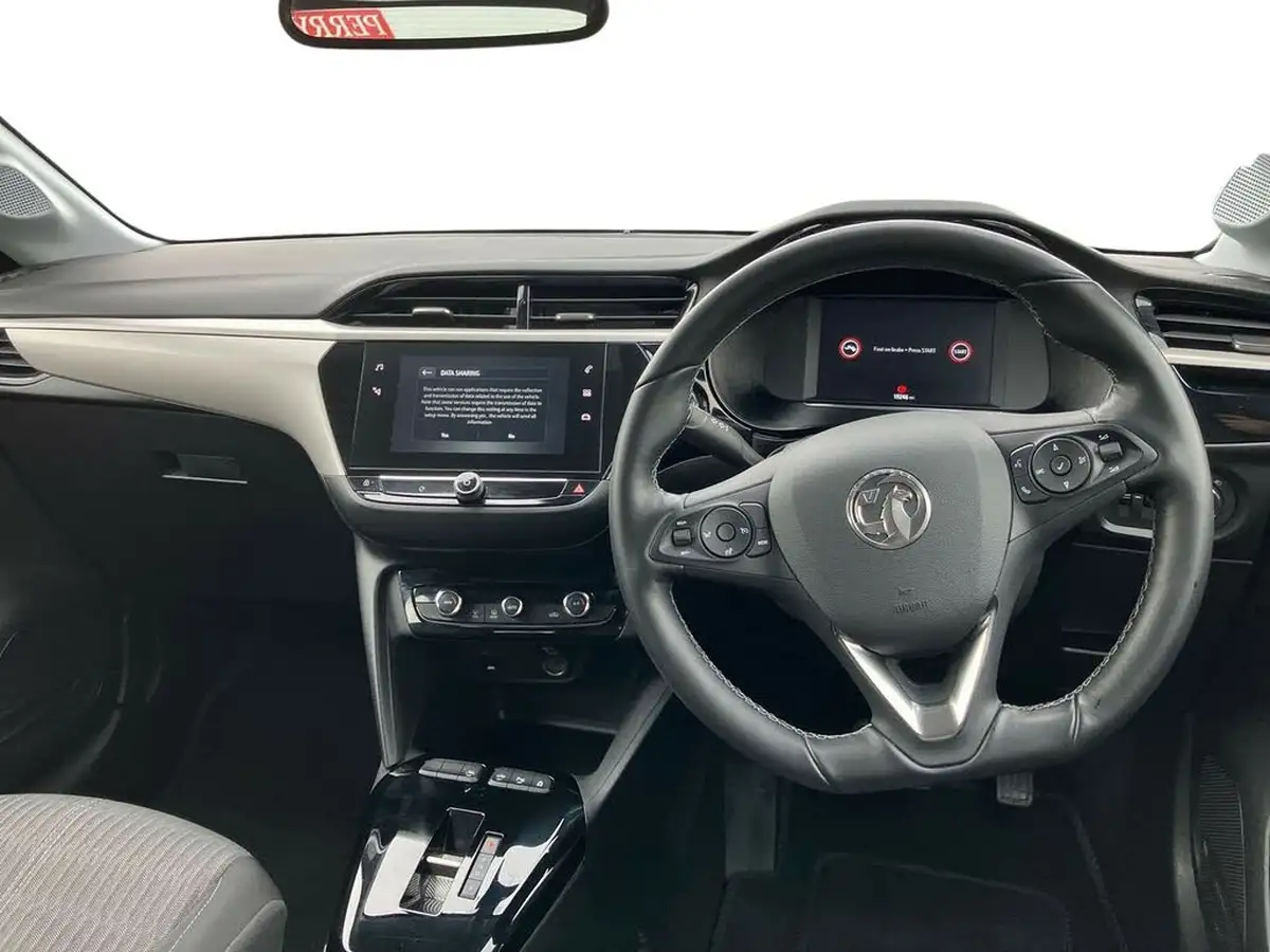 2022-vauxhall-corsa-e-se-premium-big-9