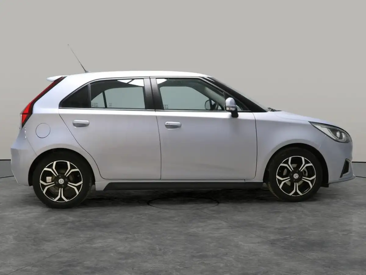 2023-mg-mg3-15-vti-tech-exclusive-nav-big-6