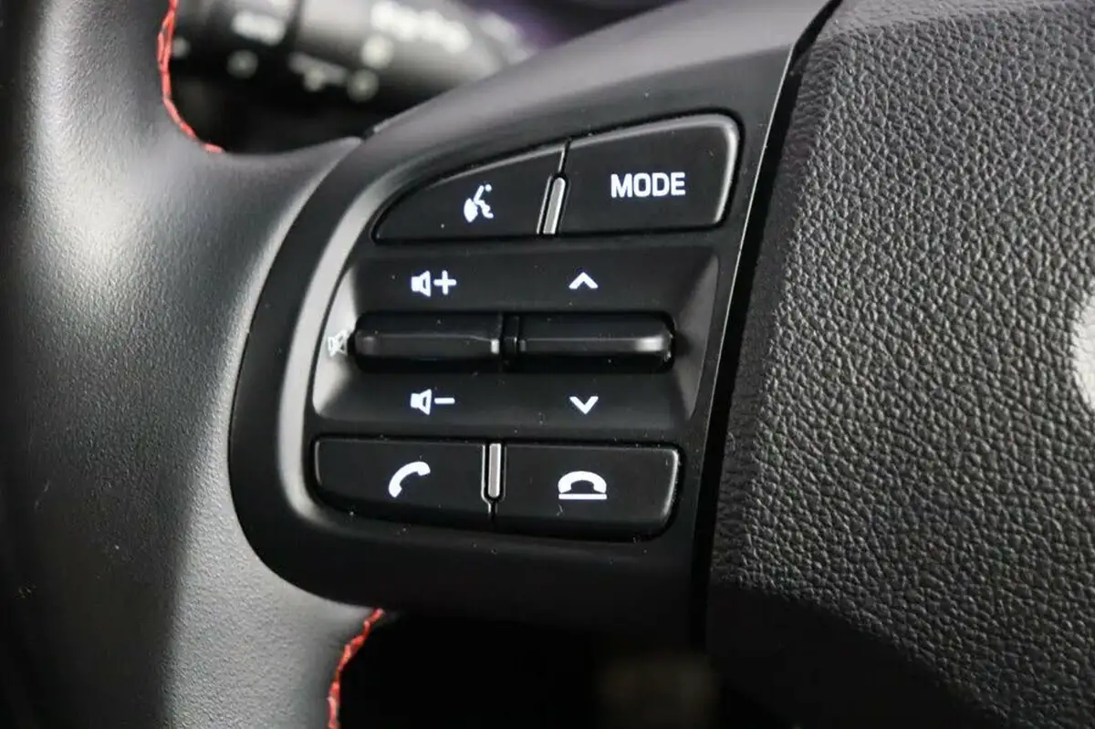 2021-hyundai-i10-10-t-gdi-n-line-big-24