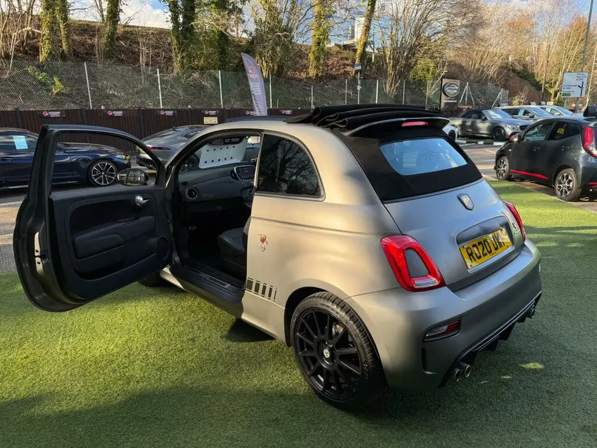 2020-abarth-500c-14-tjet-595c-competizione-big-12