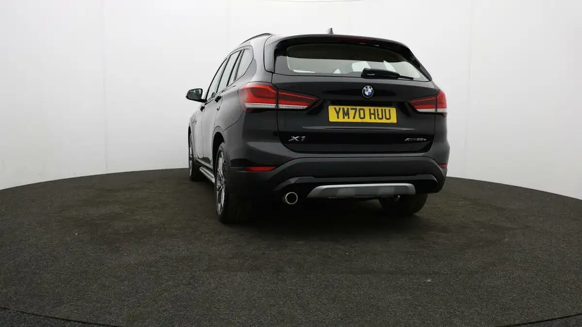 2021-bmw-x1-15-xdrive-25e-phev-xline-big-30