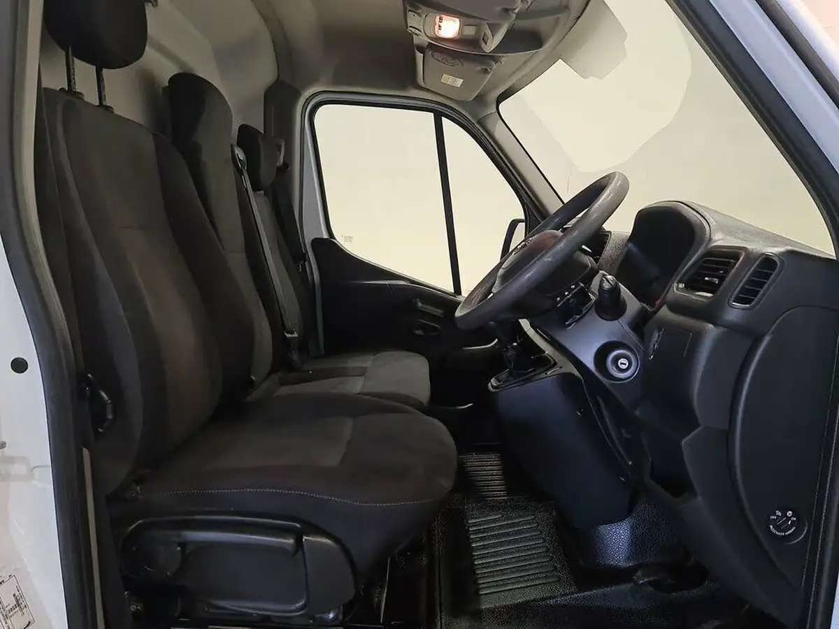 2022-nissan-interstar-23dci-f35-l3h2-acenta-135pseu6d-panel-van-big-1