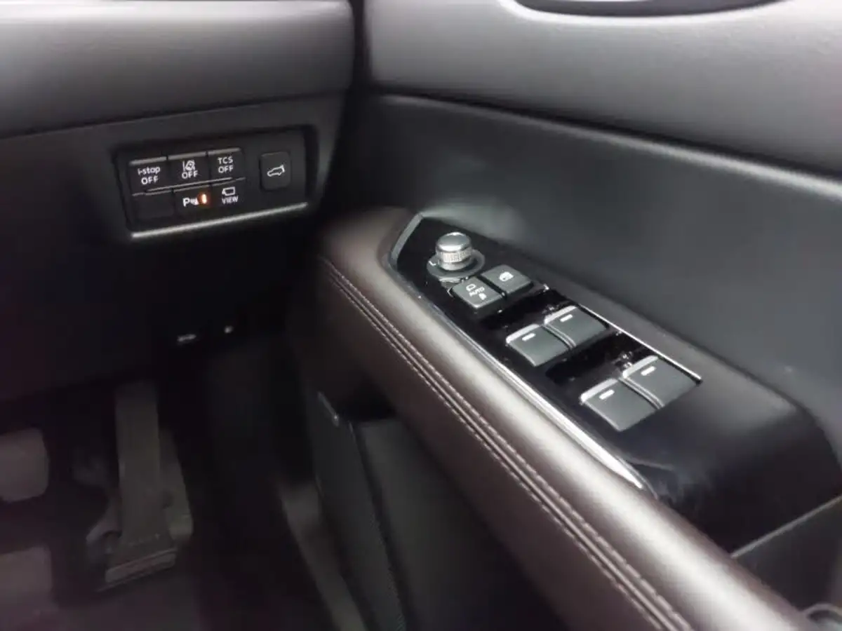 2023-mazda-cx-5-20-takumi-big-11
