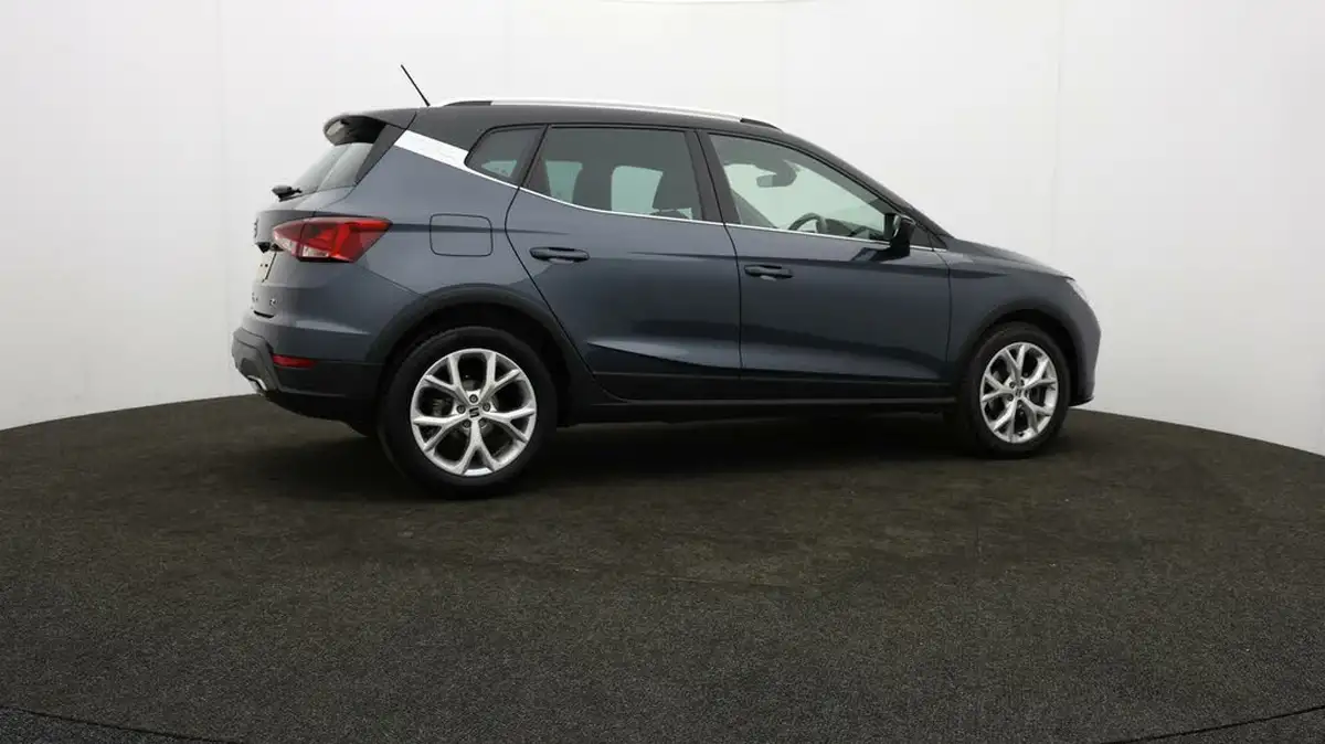 2022-seat-arona-10-tsi-fr-big-33