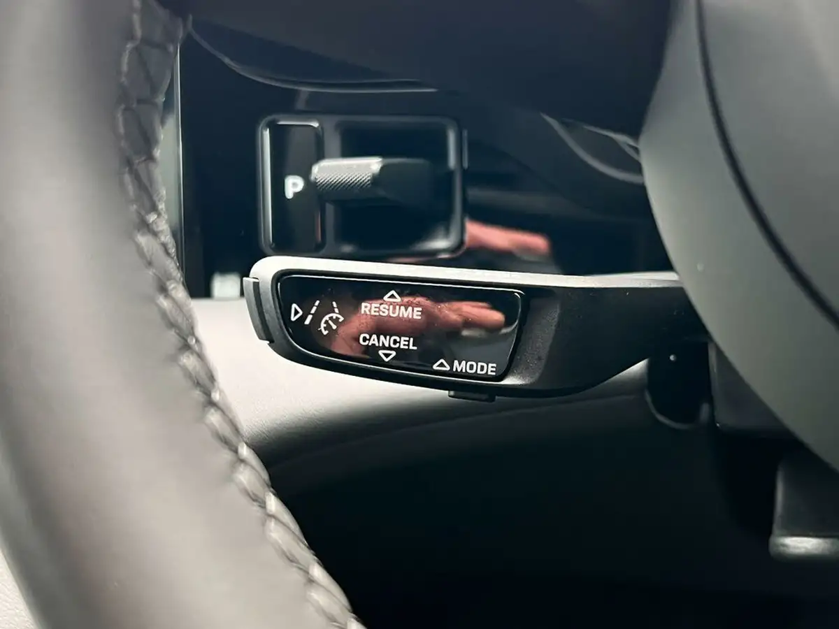 2022-porsche-taycan-e-sport-turismo-476ps-performance-battery-plus-big-39