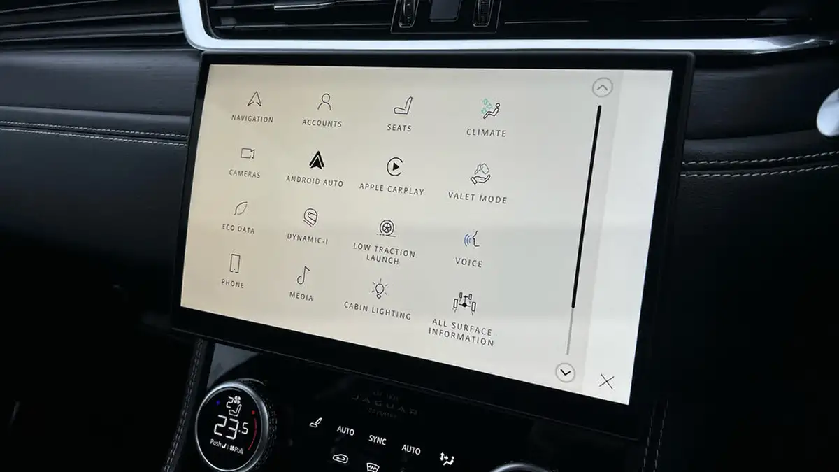 2024-jaguar-f-pace-20-d200-r-dynamic-hse-black-big-24