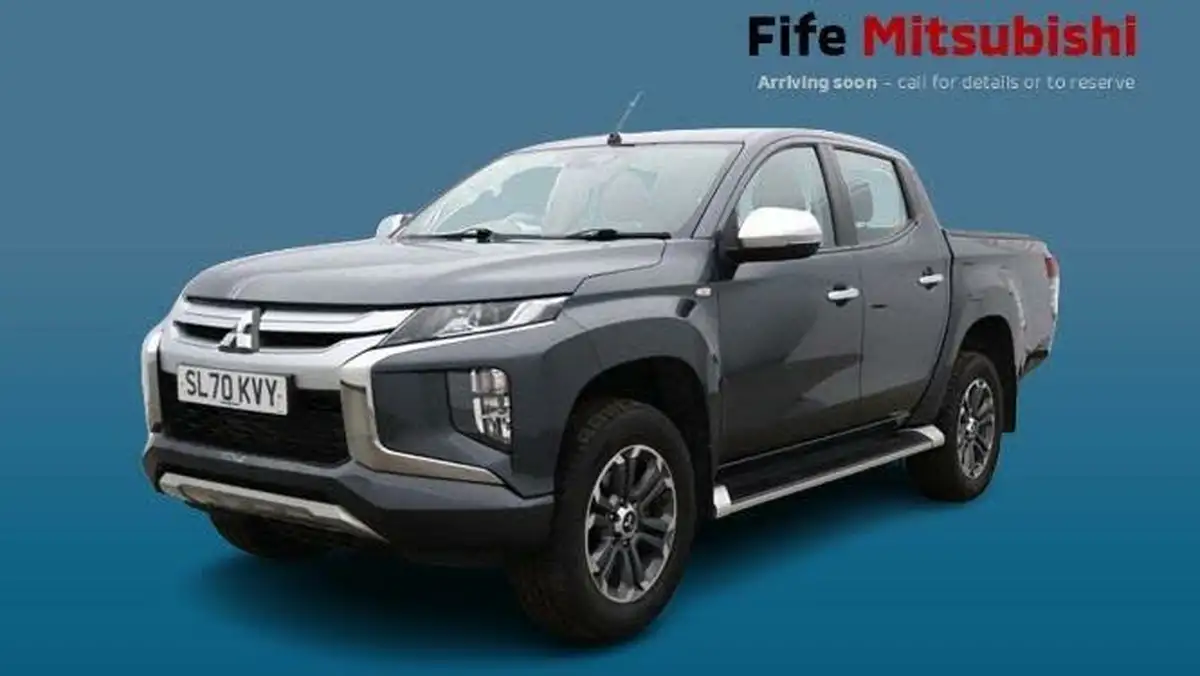 2020-mitsubishi-l200-22di-d-trojan-big-0