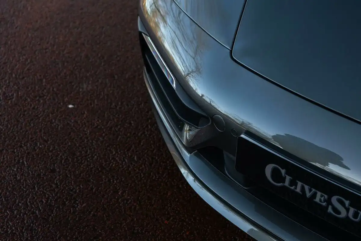 2023-porsche-911-30-carrera-coupe-big-4