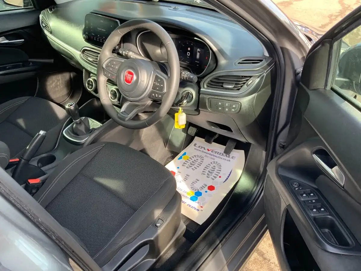 2021-fiat-tipo-10-life-station-wagon-big-35