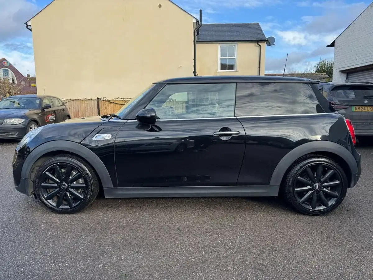 2016-mini-cooper-20-cooper-s-ss-hatchback-3d-sport-auto-big-6