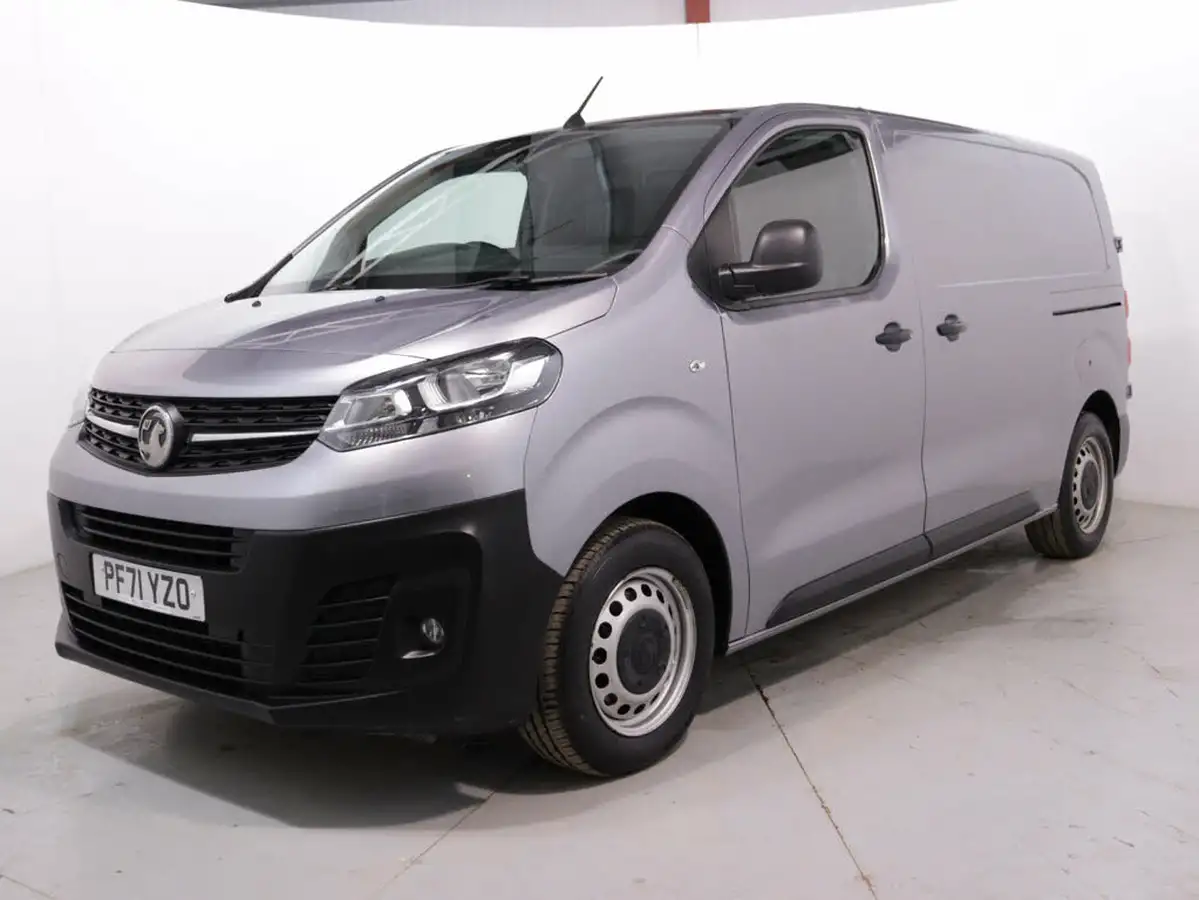 2022-vauxhall-vivaro-15td-2700-l1h1-dynamic-120pseu6d-big-2