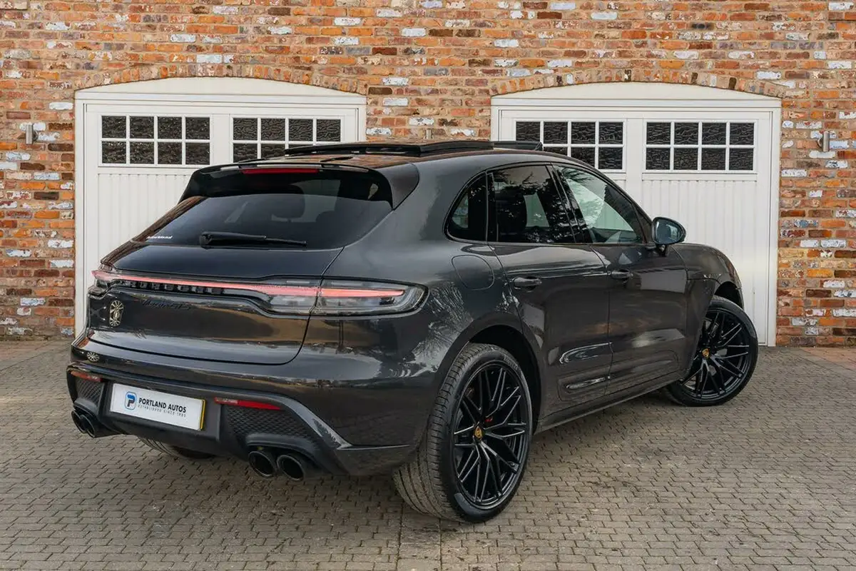 2022-porsche-macan-29-v6-gts-big-18