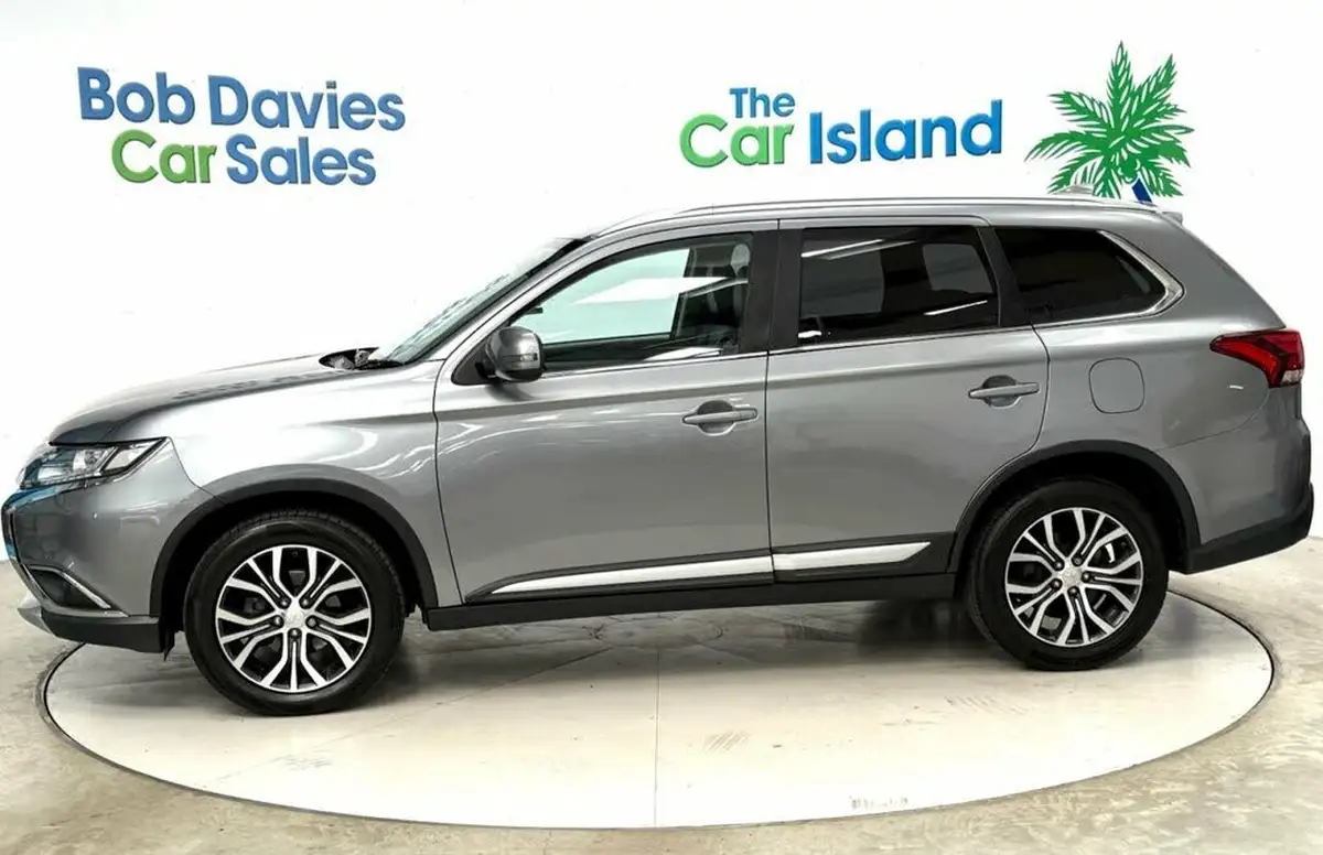 2017-mitsubishi-outlander-22di-d-3-big-4