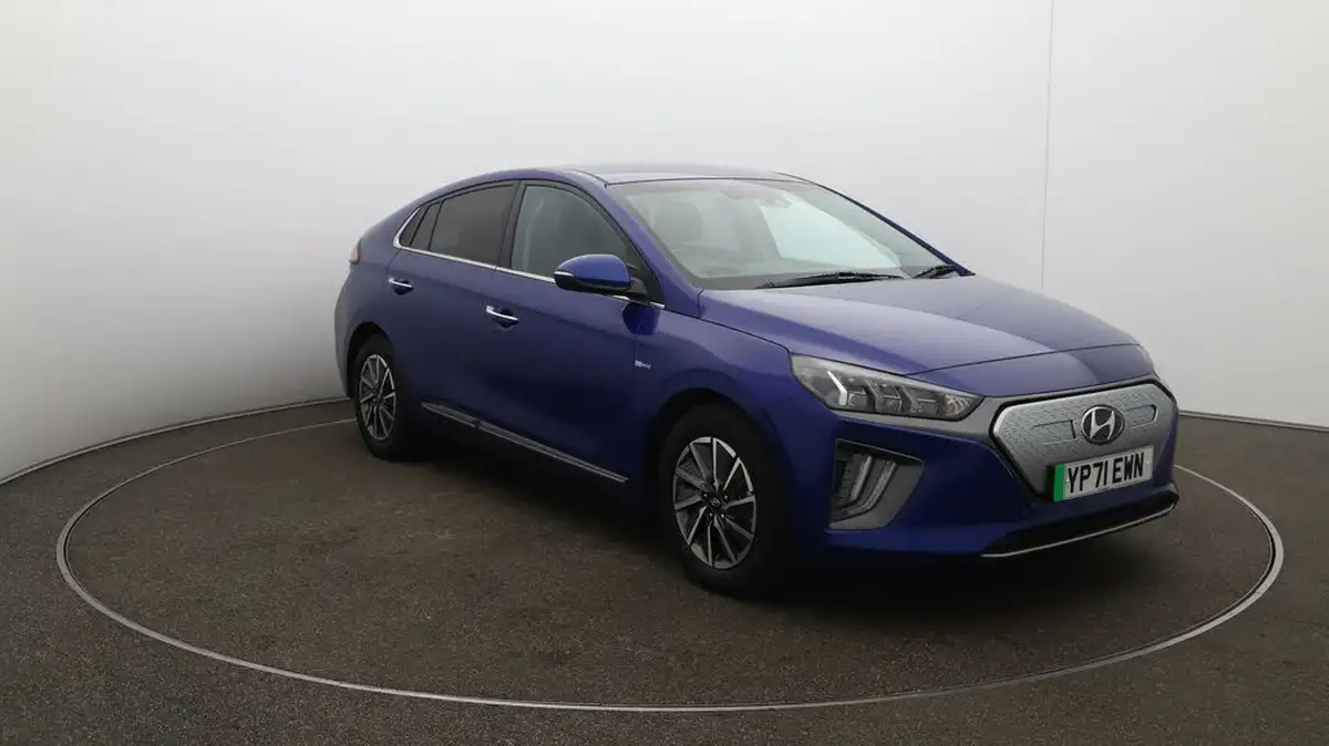 2021-hyundai-ioniq-e-premium-se-electric-100kw-big-36
