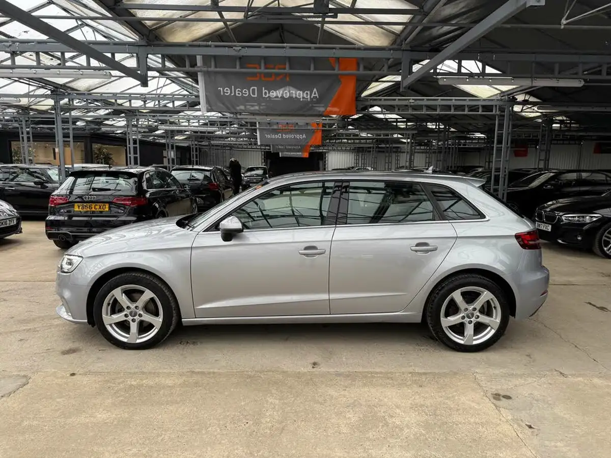 2017-audi-a3-16tdi-110ps-nav-sportback-5d-big-11