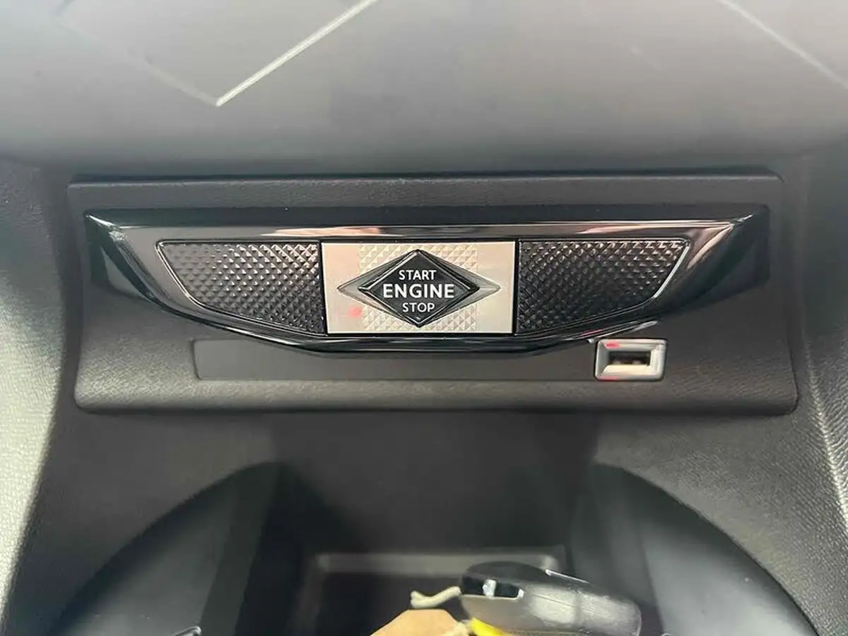 2021-ds-ds-3-crossback-e-tense-performance-line-big-41