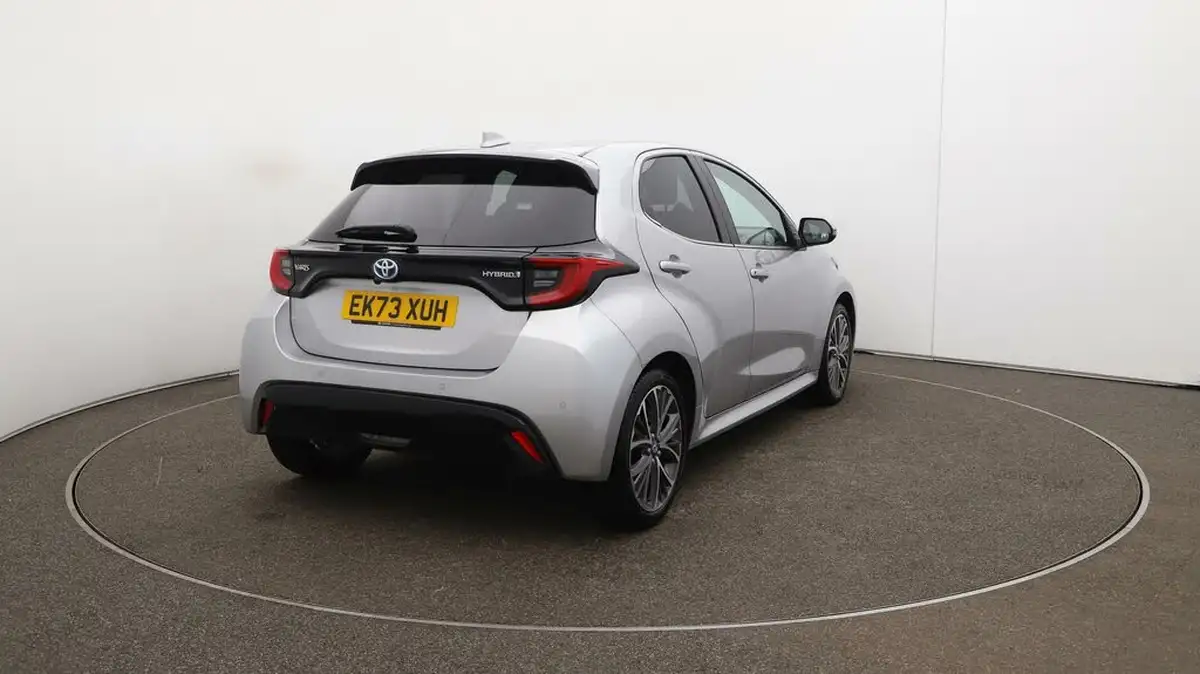 2023-toyota-yaris-15-vvt-i-excel-big-47