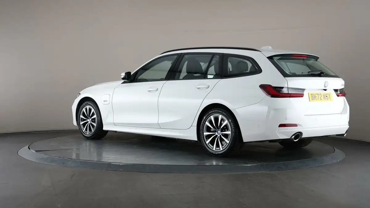 2022-bmw-3-series-20-330e-sport-touring-5d-big-5