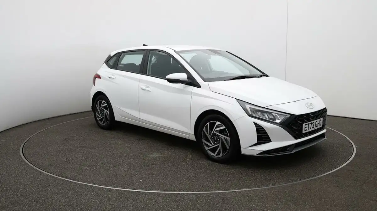 2024-hyundai-i20-10-t-gdi-advance-big-1
