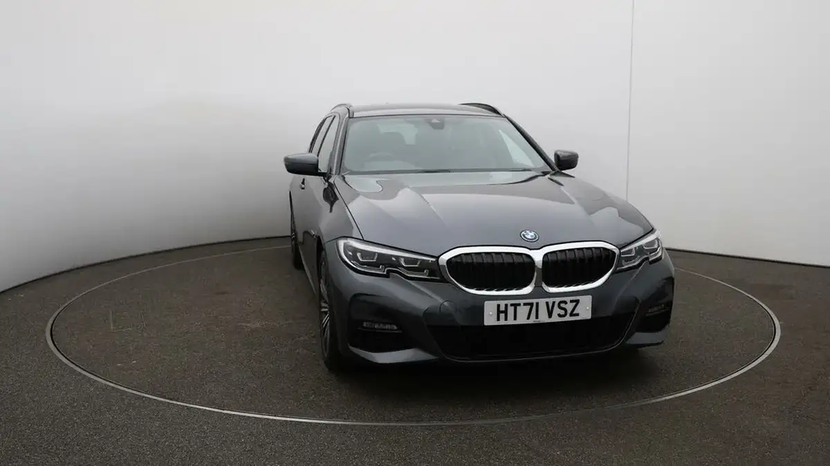 2022-bmw-3-series-20-330e-m-sport-touring-5d-big-35