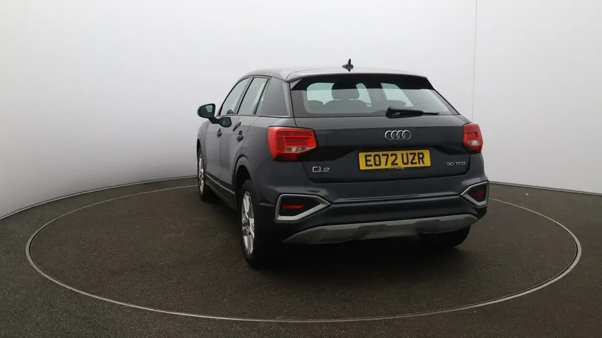 2022-audi-q2-10-30-tfsi-sport-big-51