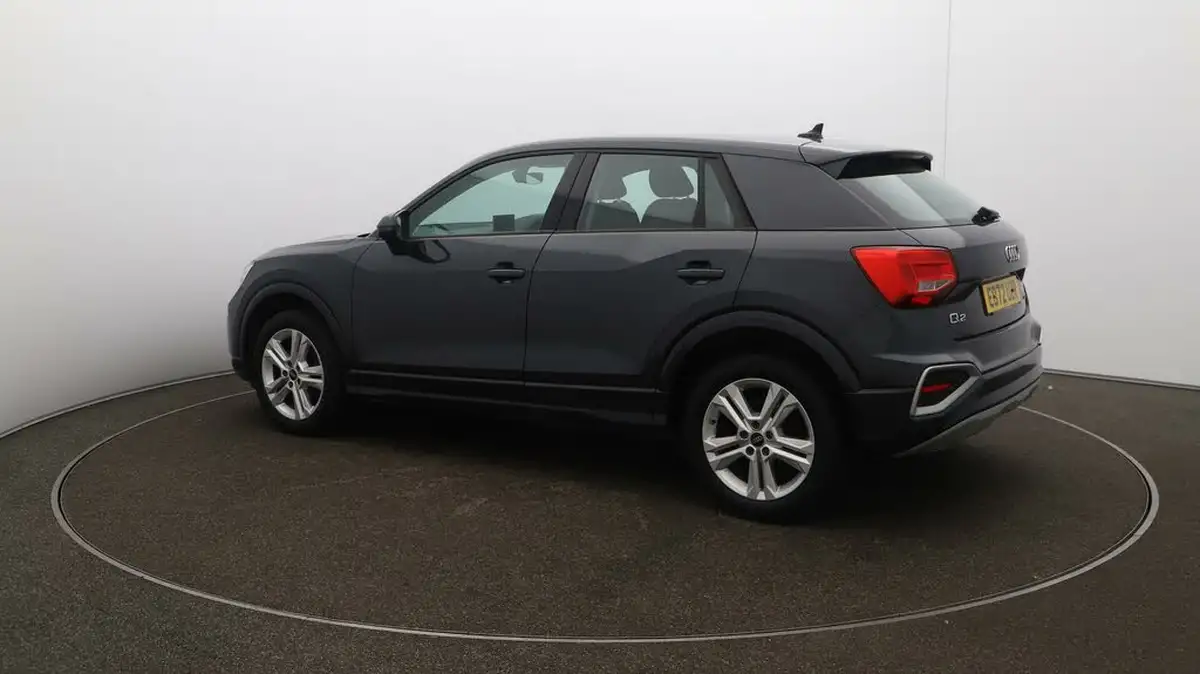 2022-audi-q2-10-30-tfsi-sport-big-27