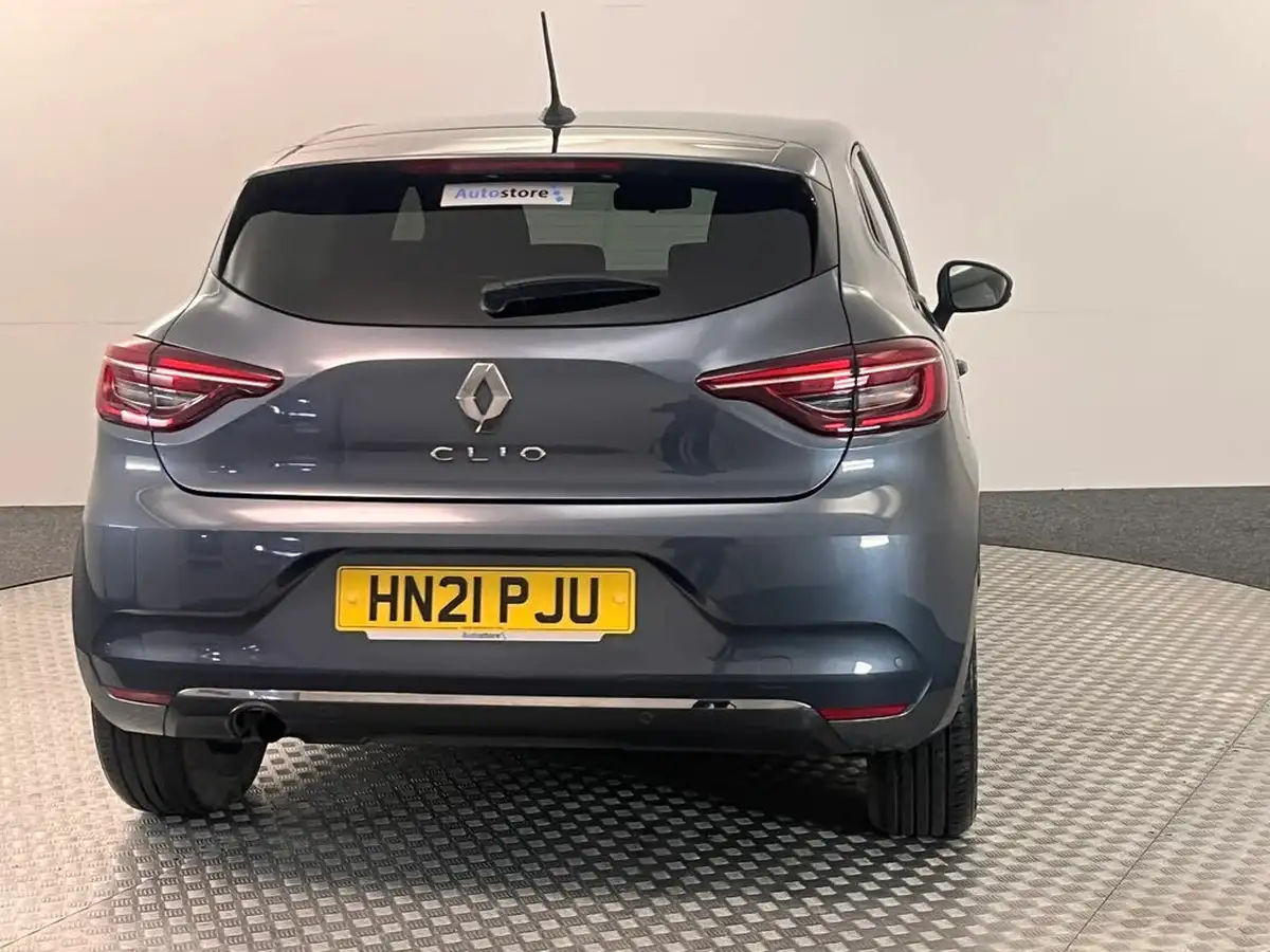 2020-renault-clio-10-sce-iconic-75bhp-big-10