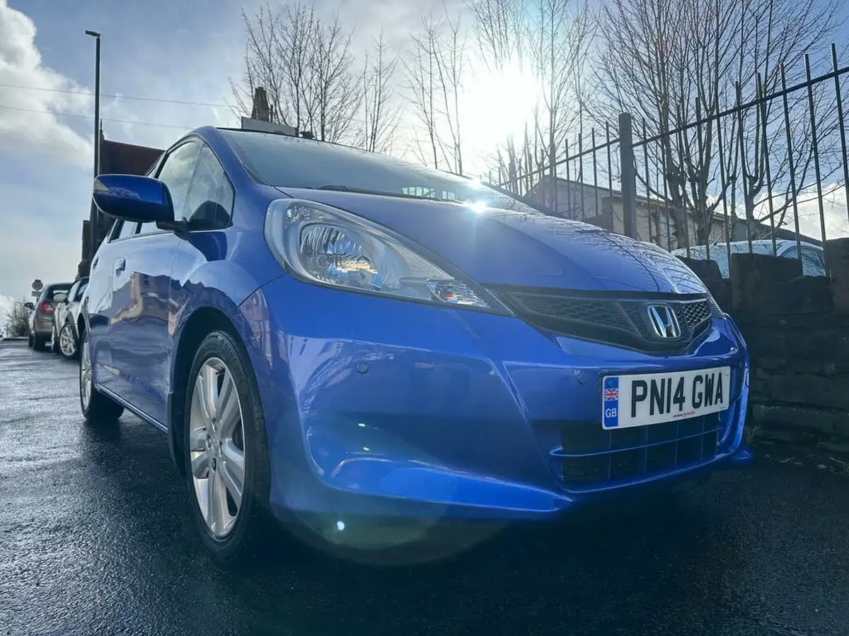 2014-honda-jazz-14-es-plus-big-0