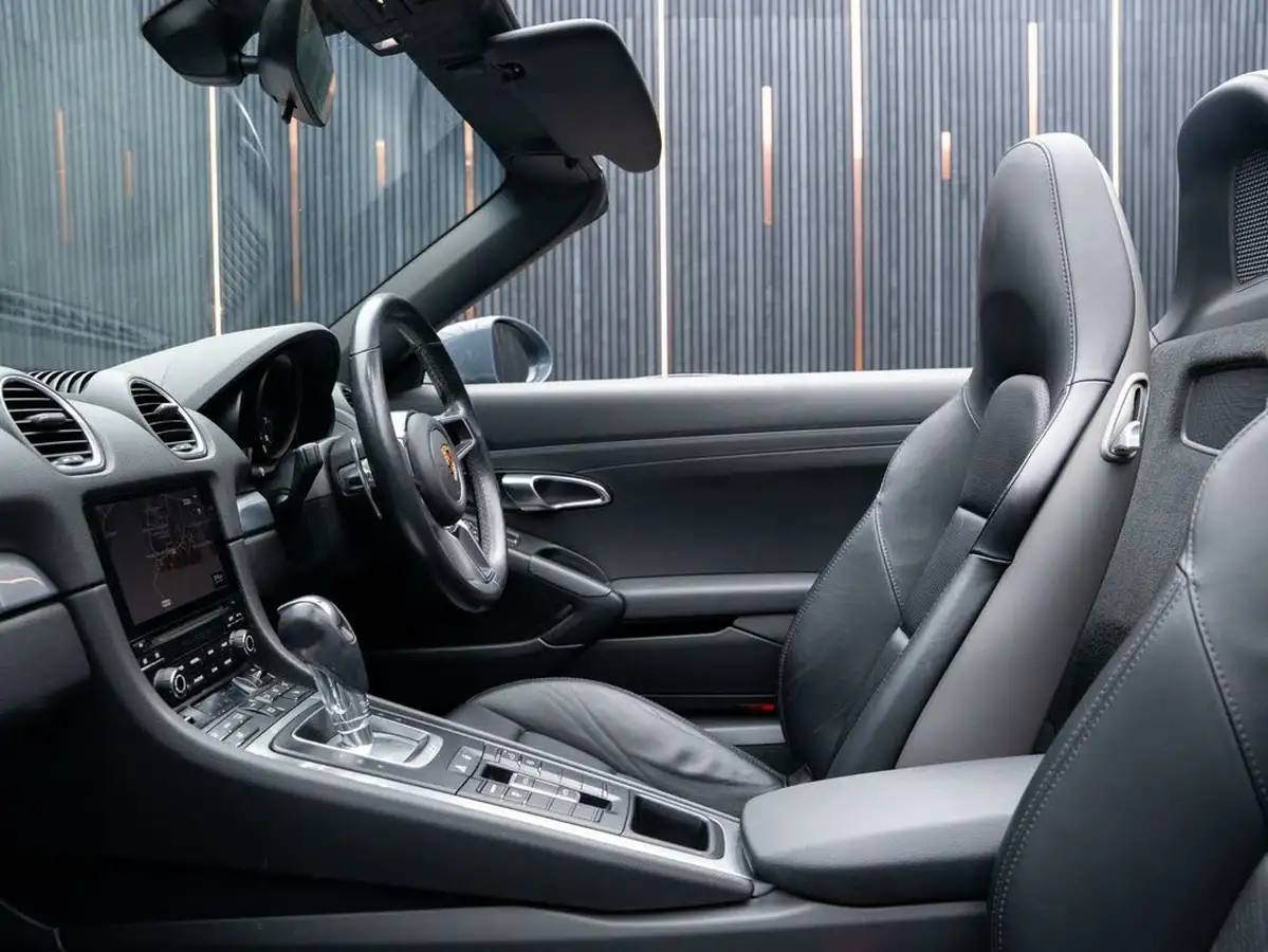 2016-porsche-boxster-718-20-boxster-pdk-big-29