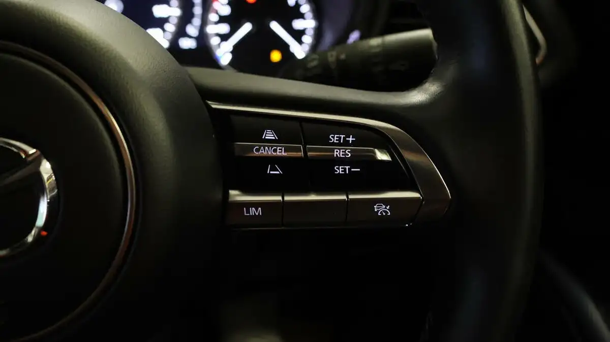 2020-mazda-cx-30-20-skyactiv-g-sport-lux-big-23