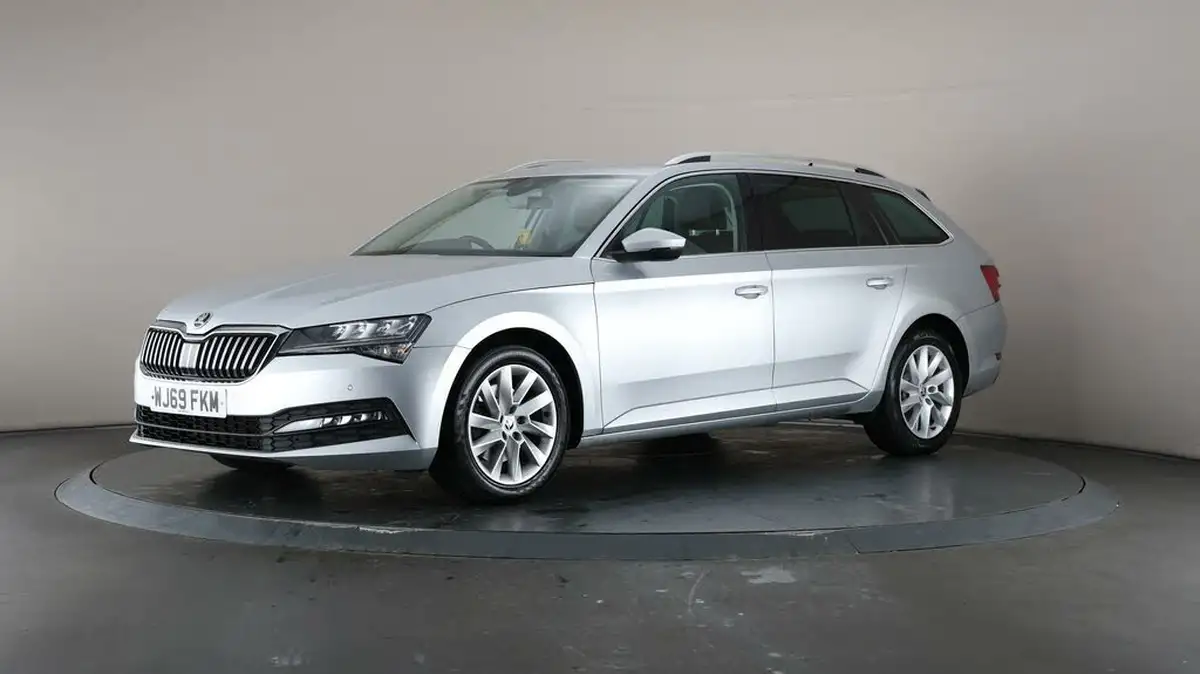 2019-skoda-superb-15-tsi-se-technology-estate-big-40